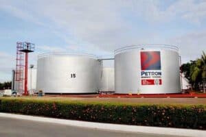 “For Petron Refinery, I will close that down if talks with the government will not succeed,”President and CEO Ramon Ang told reporters yesterday.