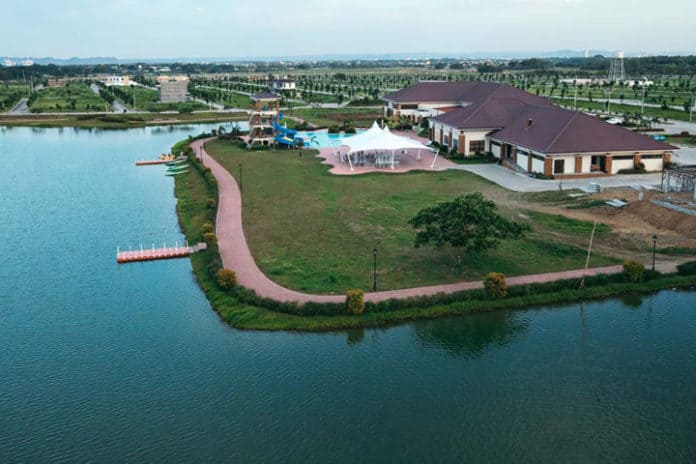 The Lake at St. Charbel in Cavite inspires an easy, laid-back lifestyle