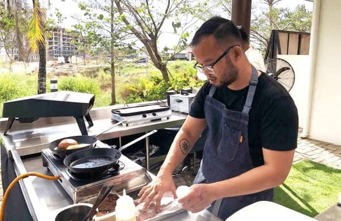 Chef Gab Melocoton for the Big Burger Weekend
