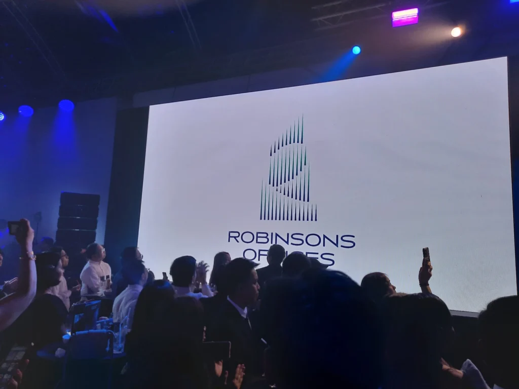 NEW LOGO. Robinsons Land Corporation unveils the new logo of Robinsons Offices. RLC has a portfolio of 31 office buildings throughout the Philippines. Photo by Isagani de Castro Jr./Rappler
