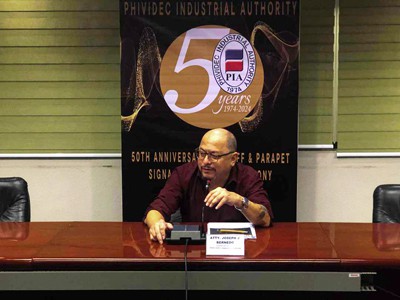 LAWYER Joseph Bernedo, administrator and chief executive officer of the Philippine Veterans Industrial Development Corp. (Phividec)-Industrial Authority, answers questions from the media during a press conference on January 23. (Franck Dick Rosete)

