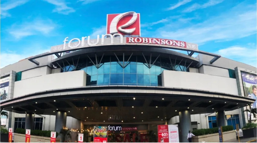 DEMOLISHED. The old, two-story Forum Robinsons mall on EDSA corner Pioneer St., Mandaluyong City, has been demolished to make way for Robinsons Land Corporation’s The Jewel project, which will include a new 6-story Forum Robinsons mall. Handout photo
