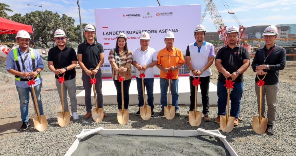 (L-R: ABPEA's Development Control Officer Nigel Sadang; SEARI's Construction Management Head Gershon Babon and Construction Head Allan Hormillo; PMCSCI's VP for Operations Jeanine Policarpio, President Rolly Policarpio, and Construction Manager Fidelito Santos; with Megawide's AVP for Operations Jules Ronquillo, Project Manager Jermyn Leal, and Quality Control Manager Macky Villalon)
