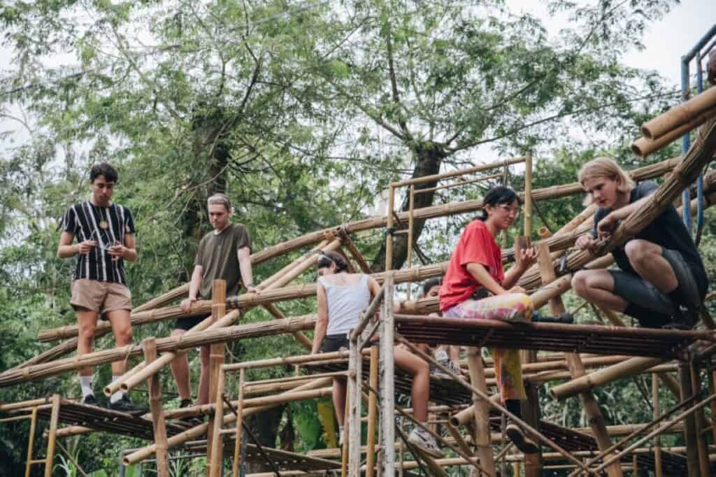 The building of a bamboo structure. PHOTO FROM BASE BAHAY FOUNDATION
