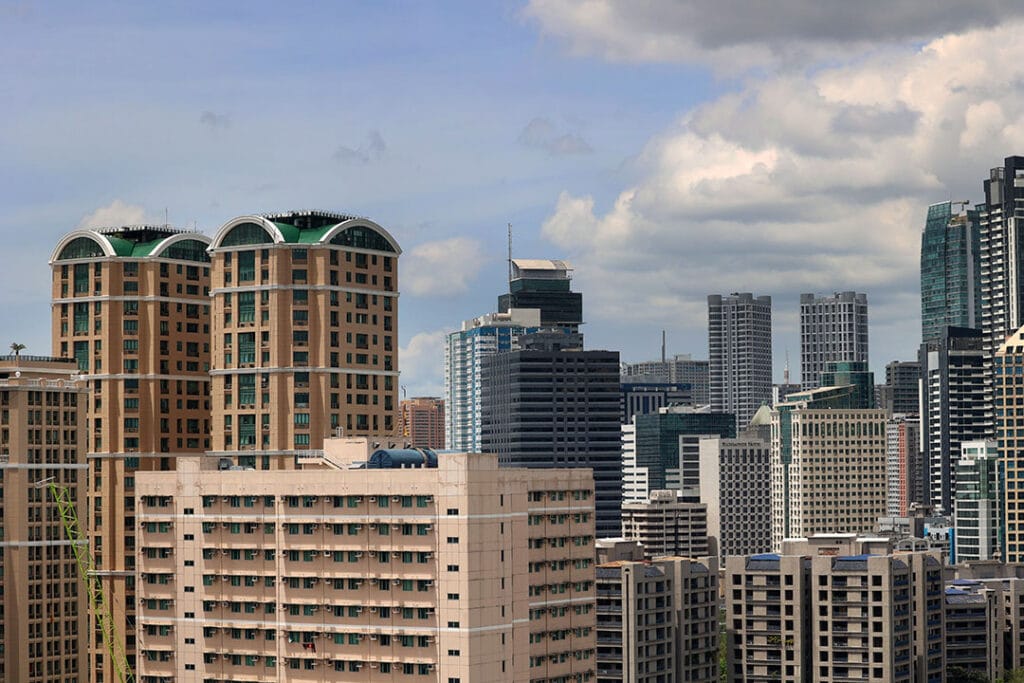 Condominium and office buildings are seen in the Ortigas Business District, April 4, 2025. — PHILIPPINE STAR/MIGUEL DE GUZMAN