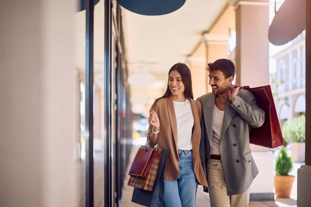 Vista Commercial Assets’ ecosystem is built for long-term value: maximizing business visibility and spending, offering daily convenience for residents, and securing stable asset appreciation for investors.

